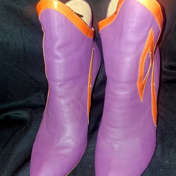 John Fluevog Rare Vibrant Purple and Orange Heeled Boots - Picture 3 of 15